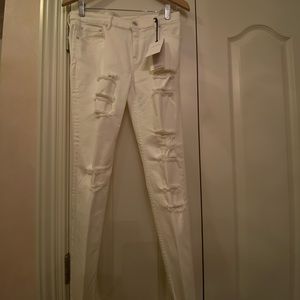 Brand new white Zara jeans size 42 (10)